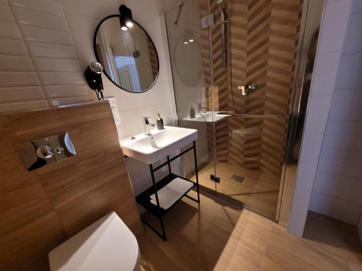 Bed and Breakfast Good Sleep Kolonowskie Exterior foto